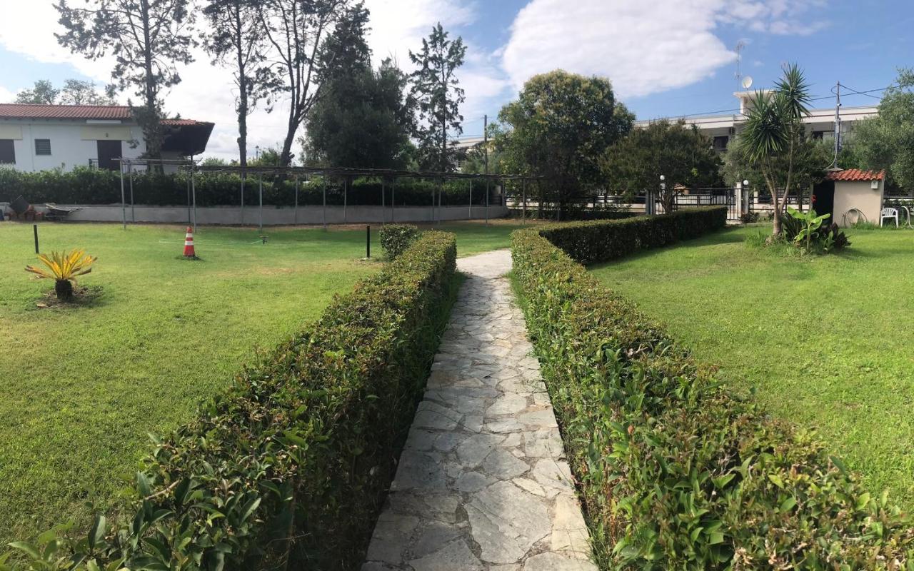 Villa Diamantis Apartments Hanioti Buitenkant foto